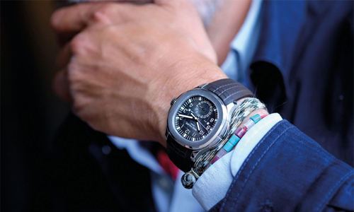 Lí do các thương hiệu đồng hồ như Patek Philippe hay Rolex khó giảm sức hút