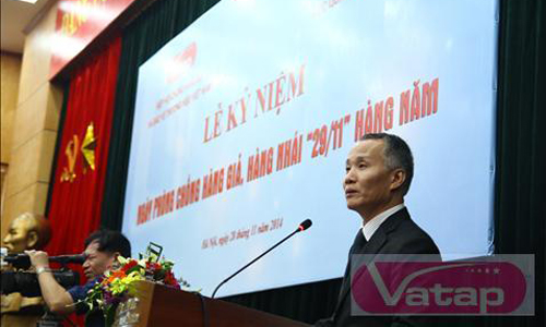 Ăn dầm nằm dề để… đòi lại thương hiệu