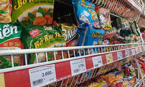 Mì ăn liền Việt nhường sân cho mì ngoại cao cấp