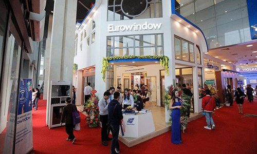 Eurowindow – Dau an thuong hieu so 1 ve cua tai Trien lam Vietbuild 2018