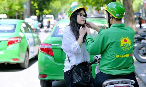 DN Việt đua nhau cạnh tranh với Grab