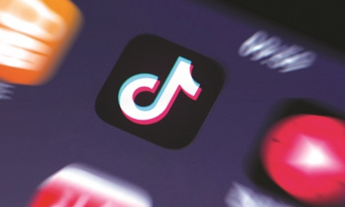 TikTok cửa gì đấu YouTube?