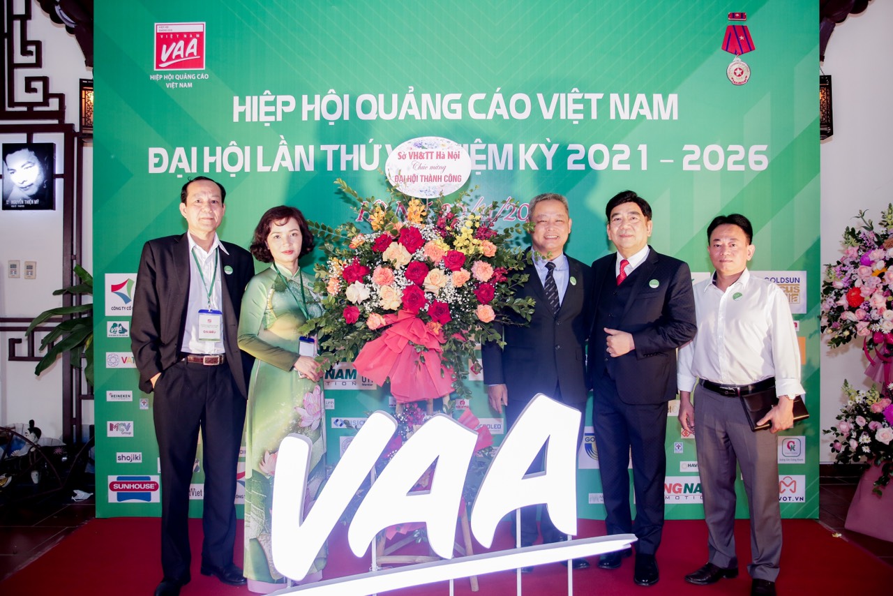 Theo dung Ke hoach, ngay 20/11/2011, Hiep hoi Quang cao Viet Nam da to chuc thanh cong Dai hoi lan thu V, nhiem ky 2021-2026
