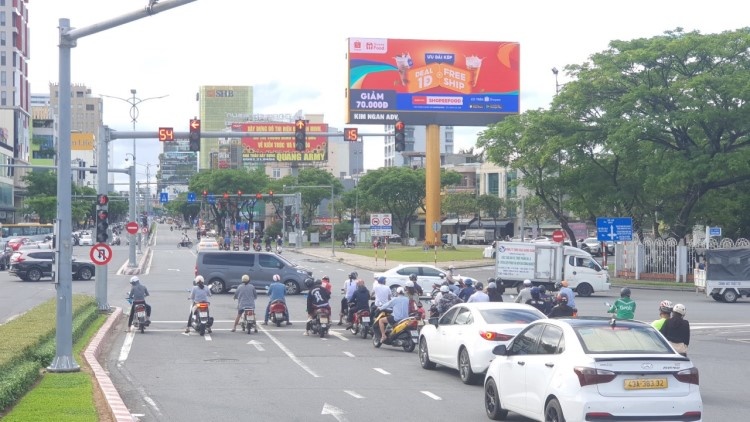 Ngành quảng cáo, dệt may kiến nghị tháo gỡ khó khăn