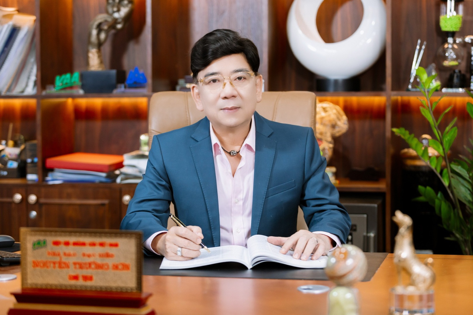 THƯ CHÚC MỪNG NĂM MỚI CỦA CHỦ TỊCH HHQCVN