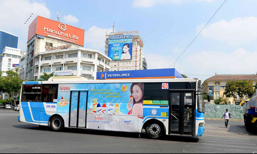 Tất tần tật về quảng cáo trên xe Bus